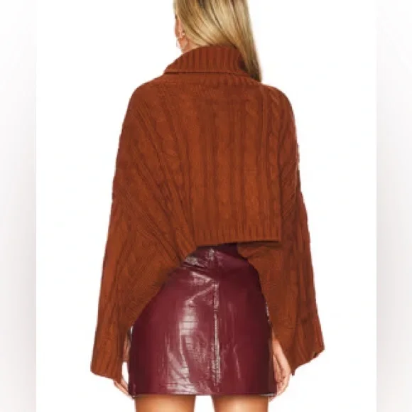 Revolve 🤎 Sloane Sweater in Mocha Bisque by Steve Madden size Medium 🤎 - Picture 2 of 12